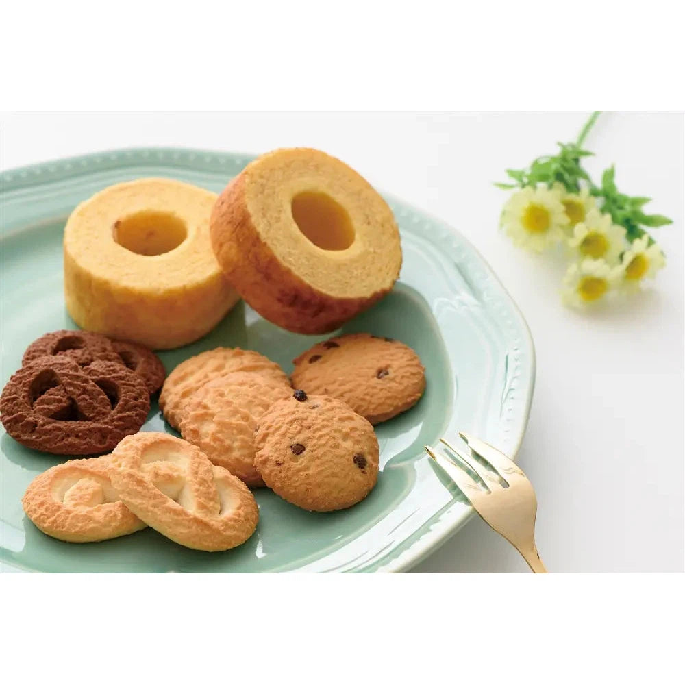 森の焼き菓子セット、しっとりバームクーヘンと素朴なクッキーの詰め合わせ