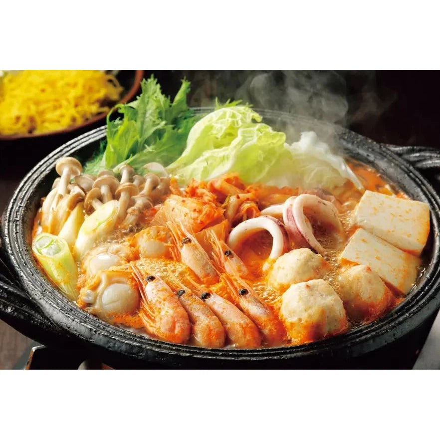 海鮮キムチ鍋:白菜キムチと多彩な魚介が詰まった韓国風鍋セット
