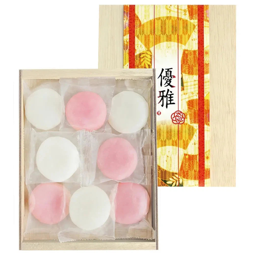 木箱入り紅白もち8個、常温保存可、紅白個包装、正月用和菓子